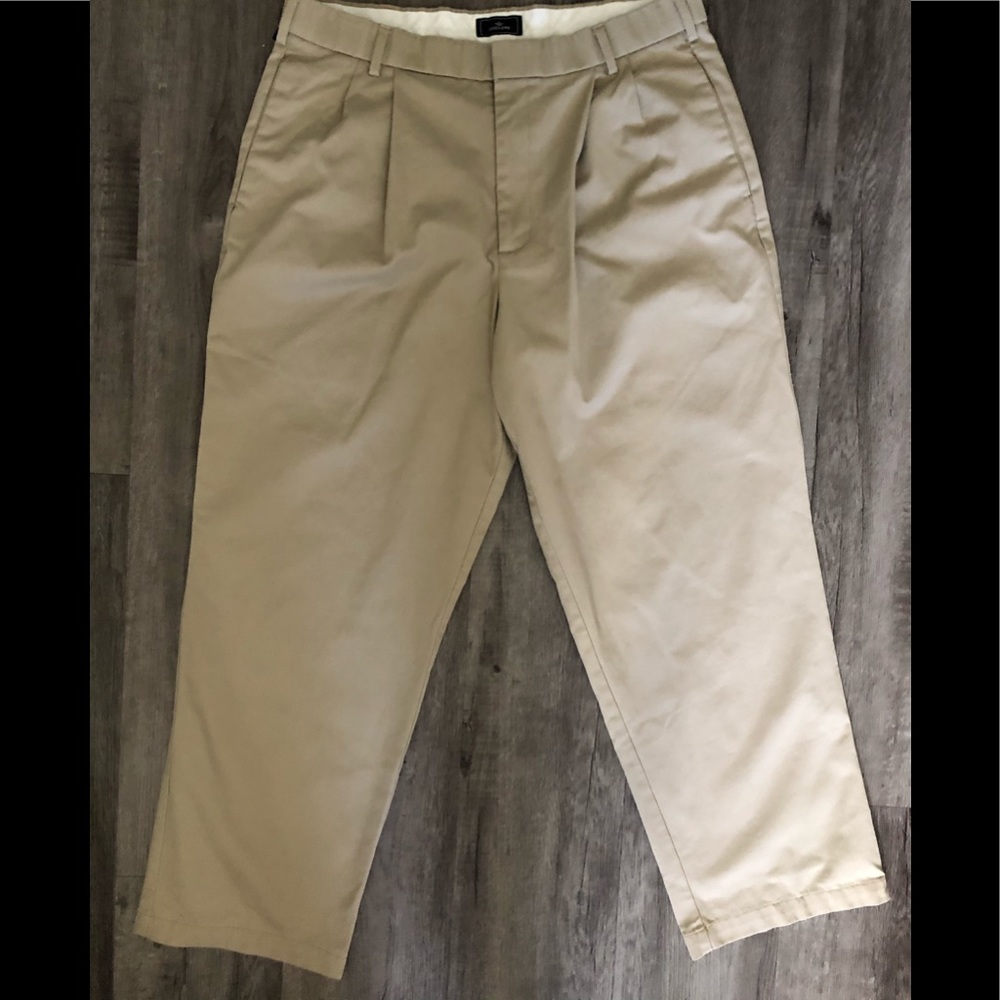 Dockers.